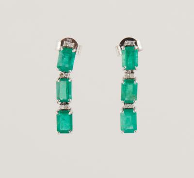 Smaragd Ohrsteckgehänge zus. ca. 3,50 ct - Jewellery