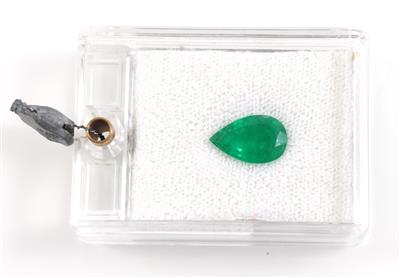 1 loser Smaragd 3,51 ct - Exklusive Diamanten und Farbsteine