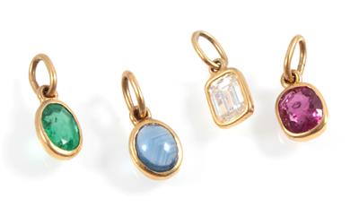 Vier Diamant Farbsteinanhänger - Jewellery
