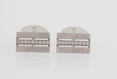 A pair of brilliant cufflinks, total weight c. 0.55 ct - Watches and men's accessories