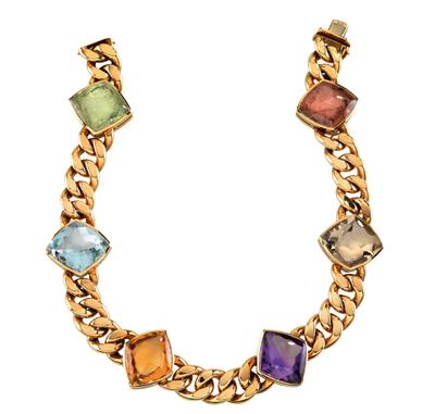 Köchert – A gemstone necklace - Jewellery