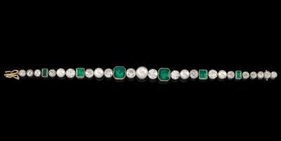 A diamond and emerald bracelet - Jewellery