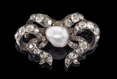 Oriental pearl and old-cut diamond brooch total weight c. 7 ct - Klenoty