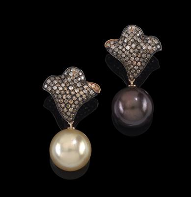A pair of brilliant and cultured pearl ear clips - Jewellery