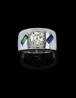 A diamond and coloured stone ring - Jewellery