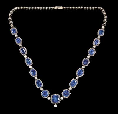 A diamond and sapphire necklace - Jewellery