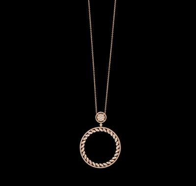 A diamond pendant, total weight 2.18 ct - Jewellery