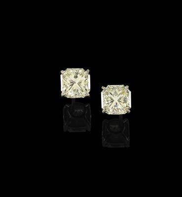 A pair of diamond ear studs total weight c. 4 ct, - Jewellery