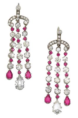 A pair of diamond and ruby ear pendants - Klenoty