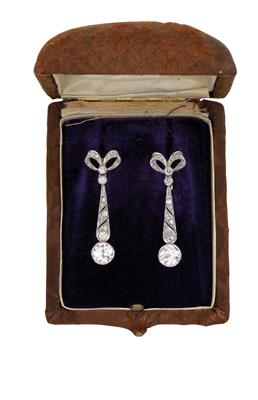 A pair of diamond pendant earrings, total weight c. 2.60 ct - Jewellery