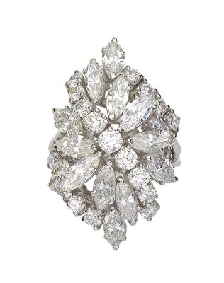 Anello con diamanti, in tutto  ca. 5 ct - Gioielli