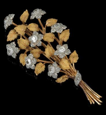 A Buccellati diamond floral brooch - Klenoty