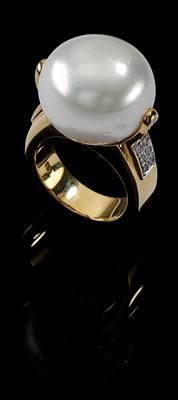 A South Sea cultured pearl ring - Jewellery