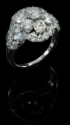 Anello con diamanti Van Cleef  &  Arpels, in tutto ca. 5 ct - Gioielli