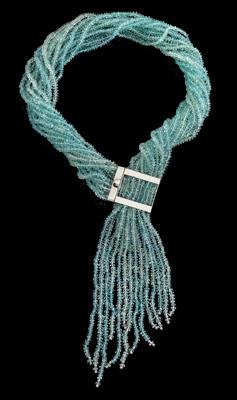 An aquamarine necklace, total weight c. 740 ct - Gioielli