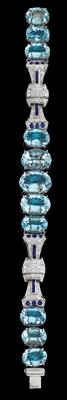 An aquamarine bracelet, total weight 50 ct - Jewellery