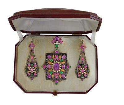 A jewellery set - Gioielli