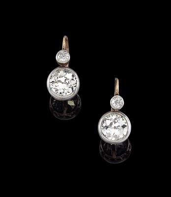 A pair of old-cut brilliant earrings total weight c. 3 ct - Jewellery