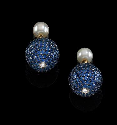 A pair of sapphire and cultured pearl ear studs - Klenoty