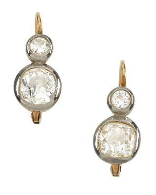 A pair of old-cut diamond ear rings, total weight ca. 1,70 ct - Gioielli