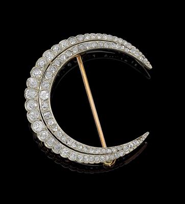 A diamond brooch - Moon, total weight ca. 1,80 ct - Jewellery