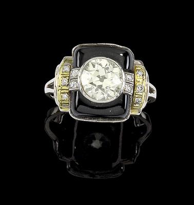 A diamond ring, total weight ca.1,60 ct - Klenoty