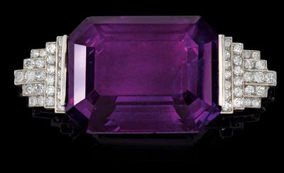 A brilliant and amethyst brooch, 122.08 ct - Klenoty