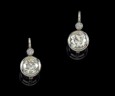 A pair of old-cut brilliant earrings total weight c. 2.10 ct - Klenoty