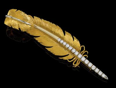 A brilliant brooch in the shape of a feather total weight c. 0.70 ct - Klenoty