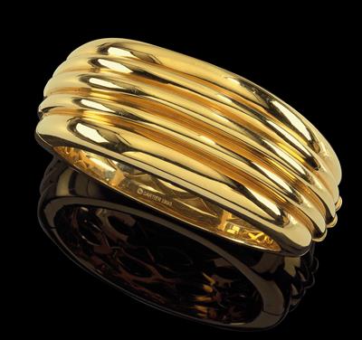 A Cartier bangle - Gioielli