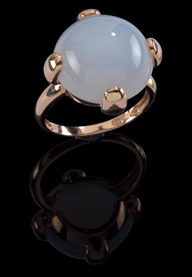 A chalcedony ring - Jewellery