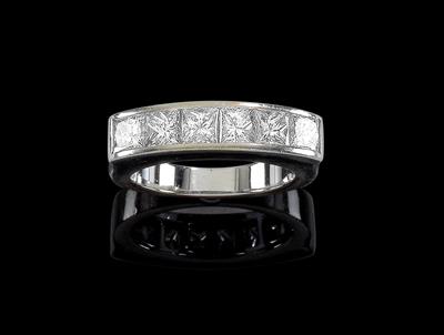 A diamond ring total weight c. 1.90 ct - Jewellery