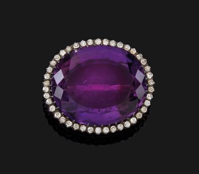 An old-cut diamond and amethyst brooch - Jewellery