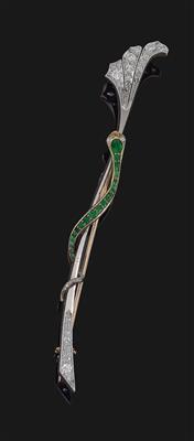 An old-cut diamond and emerald bar brooch - Gioielli