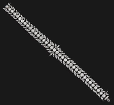 A diamond bracelet total weight c. 11 ct - Klenoty