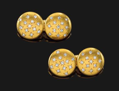 A pair of diamond cufflinks total weight c. 0.60 ct - Gioielli