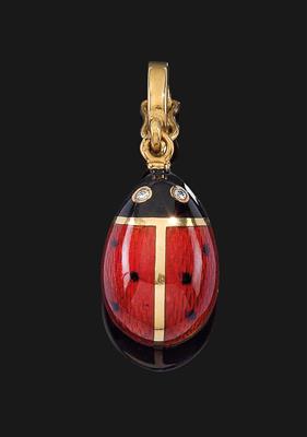 A Fabergé ladybug egg pendant by Victor Mayer - Klenoty