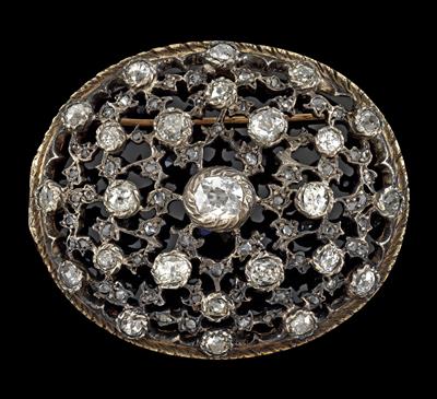 An old-cut diamond pendant from an old European aristocratic collection, total weight c. 3 ct - Jewellery