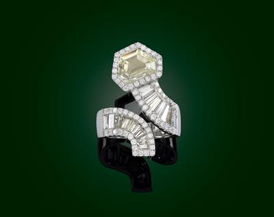 A diamond ring total weight c. 3.95 ct - Jewellery