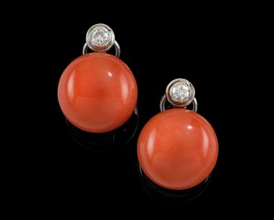 A pair of brilliant and coral ear clips - Klenoty