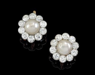 A pair of brilliant and cultured pearl ear pendants - Gioielli