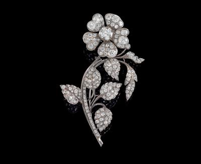 An old-cut diamond floral brooch total weight c. 12 ct - Klenoty