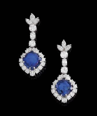 A pair of diamond ear pendants with untreated sapphires total weight c. 8 ct - Klenoty
