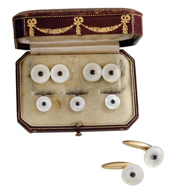 A tailcoat set - Jewellery