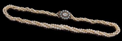 An Oriental pearl necklace - Klenoty