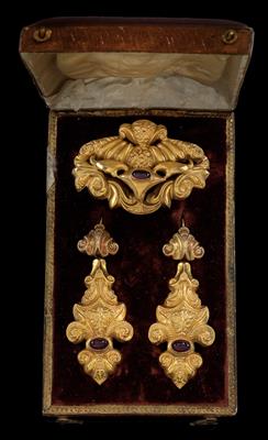 A Biedermeier jewellery set - Jewellery