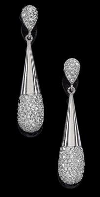 A pair of brilliant ear pendants, total weight c. 2.25 ct - Gioielli