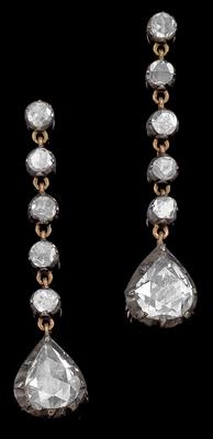 A pair of diamond rhomb ear pendants total weight c. 2.60 ct - Gioielli