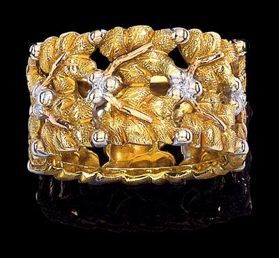 A ring by M. Buccellati - Jewellery