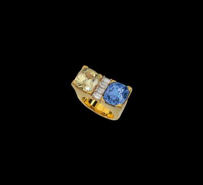 A diamond ring with untreated sapphires total weight c. 18.50 ct - Gioielli